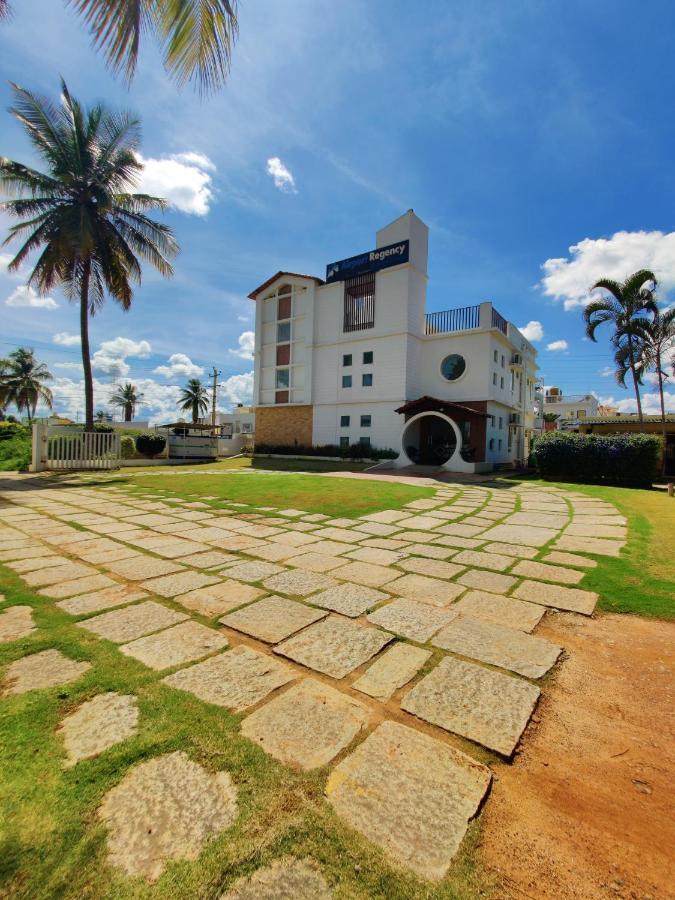 Airport Regency Devanahalli Exterior foto