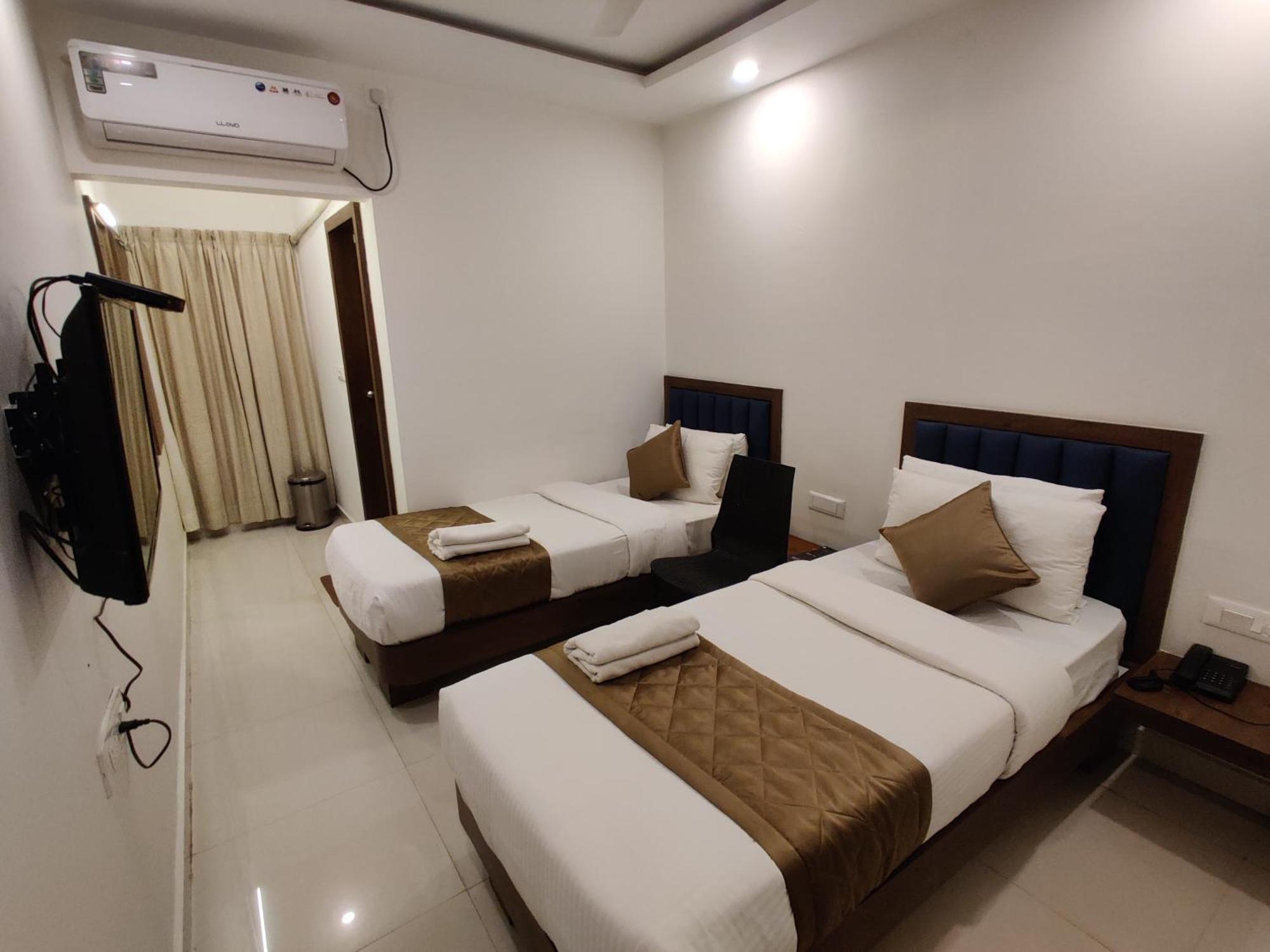 Airport Regency Devanahalli Exterior foto