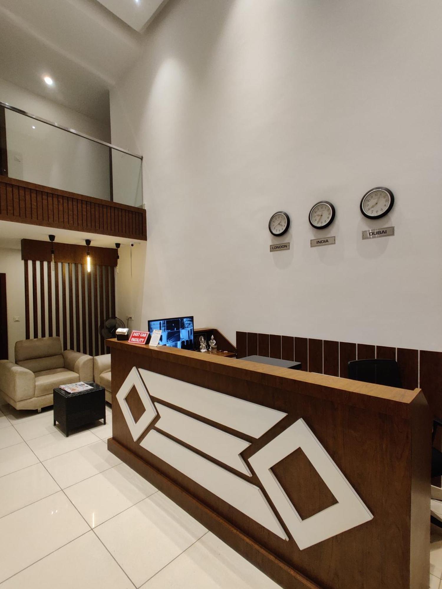 Airport Regency Devanahalli Exterior foto